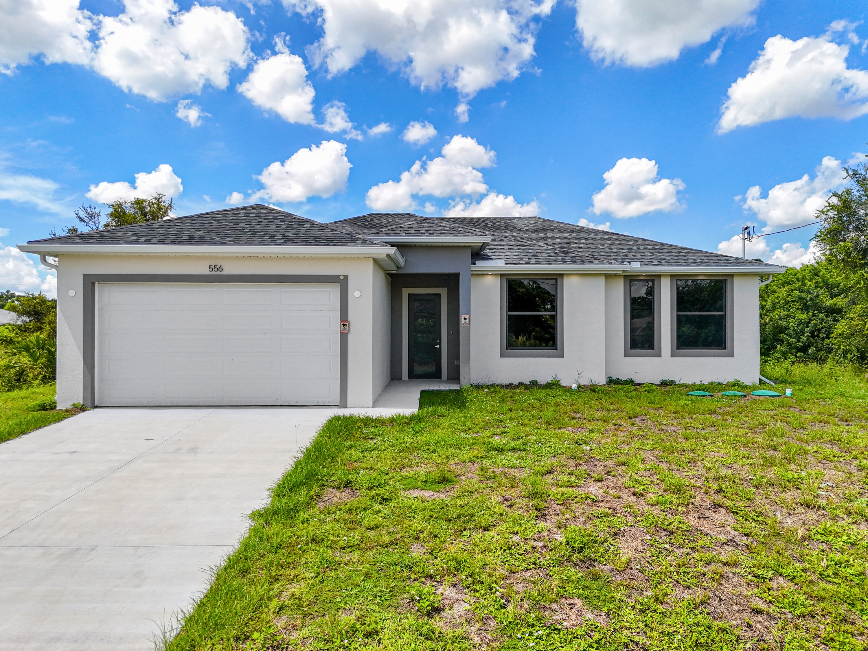 556 Sherwood Avenue South